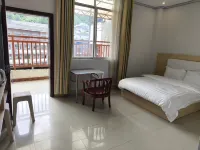 Jinxiu Five Eight Hotel