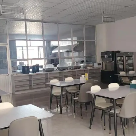 Huasheng Hotel