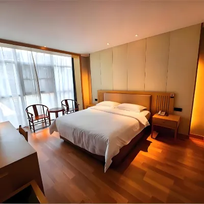 Liaocheng Haiyuange Grand Hotel Hotels near Dongchang Lake