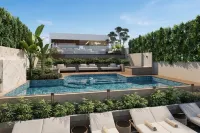 Classyc Hotel Hang Buom - Kolam Infiniti