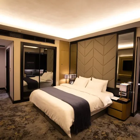 The V Hotel