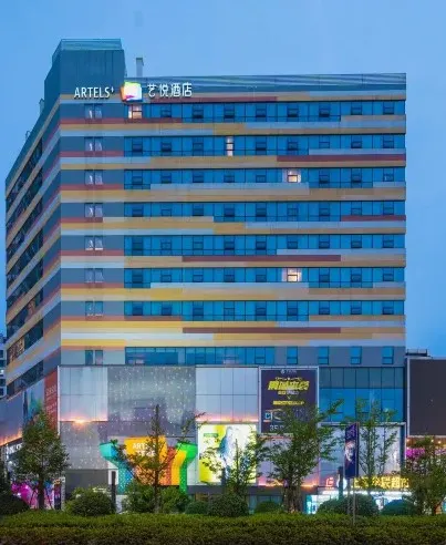 Baolong Yiyue Hotel