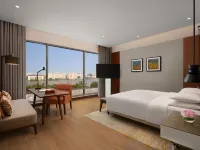 جراند حياة كوتشي بولغاتي Hotels near بولغاتي