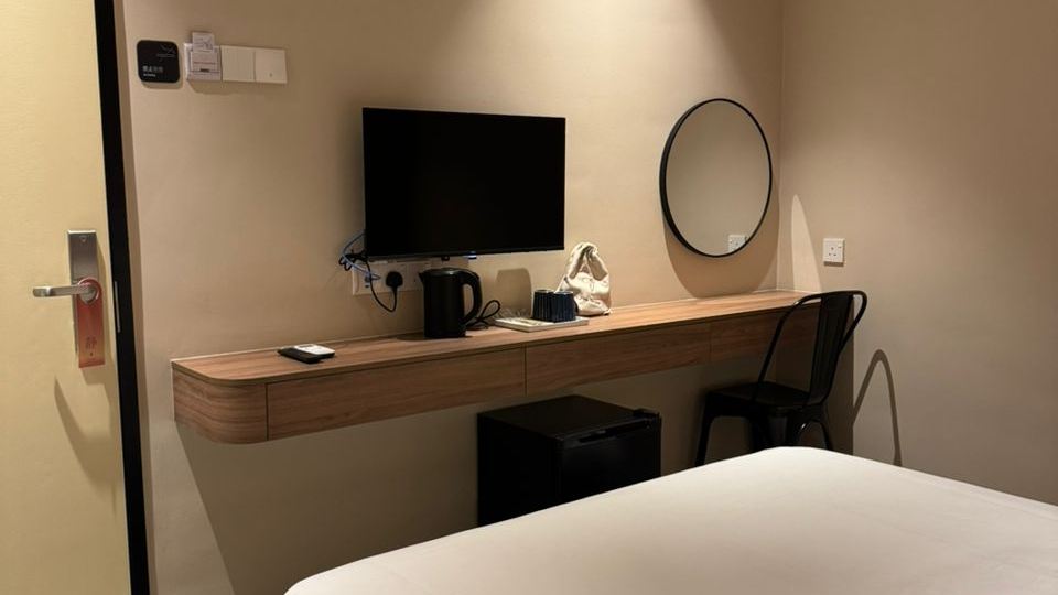 USJ NPW New PinkWay Hotel