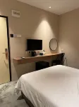 USJ NPW New PinkWay Hotel - พร้อมอาหารเช้า