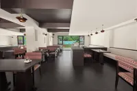Phoenix Homestay Collection · Linyin Courtyard (China Ancient Qiang City) - Bintang 2