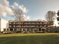Lugu Lake Qingchen International Lake View Resort Manor (Daluoshui Pier Branch) - piscine