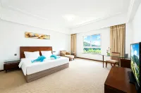 Grand Bayview Hotel Ningbo - Mountain view