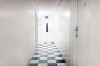 Boutique Hotel-Style Apartment Near the University of Windsor -  Privatzimmer