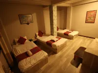 Bed and Pillow Hostel โรงแรมใกล้ศาลเจ้าแห่งพระพิฆเนศมารุ