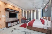 Hotel Gharonda By Classic Crown - バスタブ