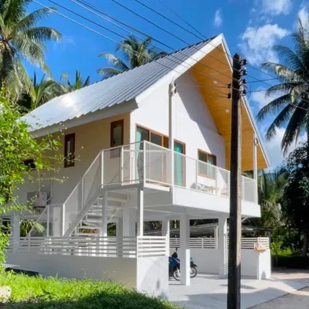 The Chaloklum Loft 2 bedroom near beach