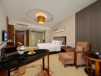 Oriental Hotel (Kaihua Linhu Road) - balcony