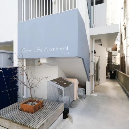 Good Life Apartment