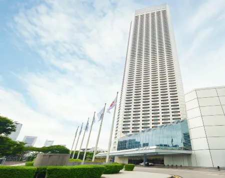 Swissotel The Stamford Singapore Отели рядом с достопримечательностью «Goldbell Towers»