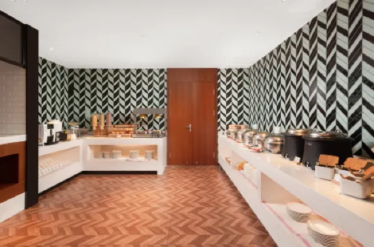 Borrman Hotel (Guangzhou Railway Station Sanyuanli Metro Station Store)