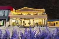 Kangding Baiyunqi Homestay Hôtels à : Kangding