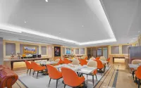 Vienna Hotel (Shizuishan Dawukou) - parking
