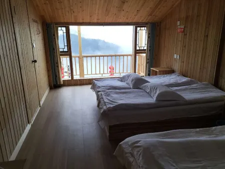 Xiuning Yunxuan Homestay Отели рядом с достопримечательностью «Zuyuancun»