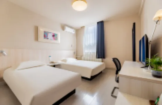 ジンジャンインホテル（フフホト師範大学北門万象城） 内モンゴル師範大学周辺のホテル