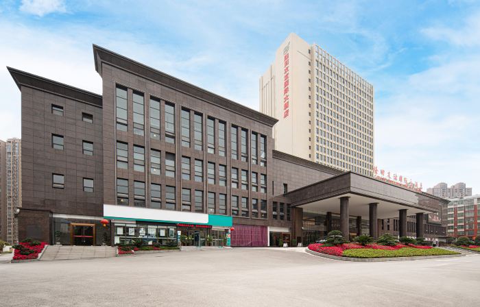 Longhui Friendship International Hotel