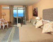 Cavomarina Beach- Adults Only - Balkoner