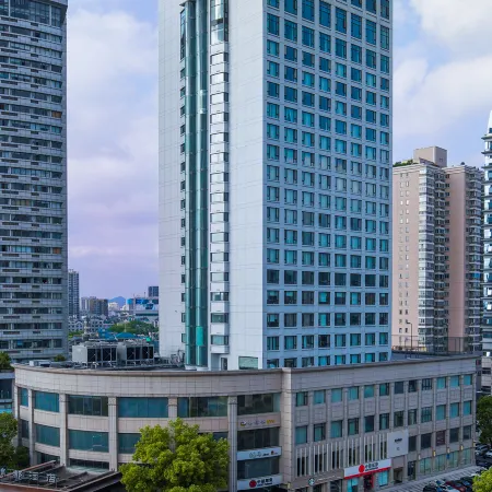 Kingdom Hotel