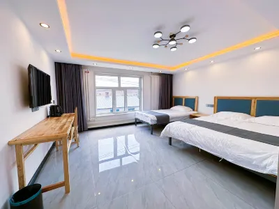Yashi Mingdu Hotel Hotels near Donia Bushi Deer Tribe Folklore Experience Hall