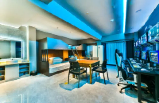 Luohe Xingcan E-sports Hotel (Grand Hyatt)