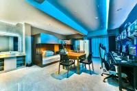 Luohe Xingcan E-sports Hotel (Grand Hyatt)