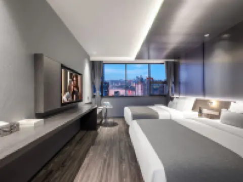 Qianhe Zhixuan High-View Hotel (Jiefangbei Hongyadong) Hotels in Chongqing