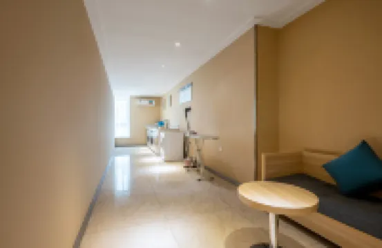 City Comfort Inn Hotel (Zhanjiang South Railway Station)