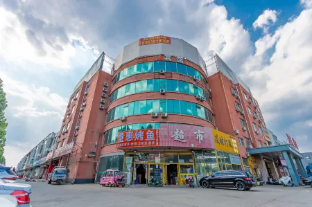 Duyuan Hotel (Linyi University Town International Expo Center) Отели рядом с достопримечательностью «Linyi University Foreign Language School»