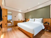 Zhanghe Hotel (Hohhot Railway Station Hailiang Square) Hotels near Inner Mongolia Museum