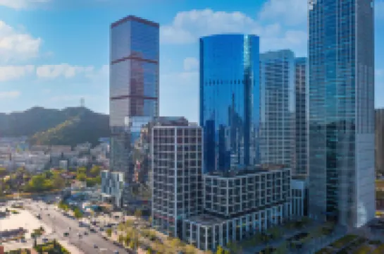 Yuchuan Yuehai Holiday Hotel Apartment (Dalian Xinghai Square) Hotel a 