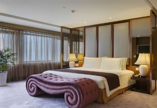 호텔 수영장 시설