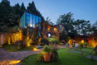 Yiyuan Box Resident Hostel (Tianfu International Airport Store) Hotels near Sancha Lake Scenic Area