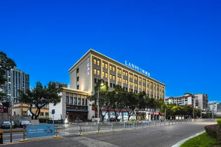 Lanou Hotel (Wanzhou Hotel, Chongqing) Отели рядом с Аэропорт Ваньчжоу