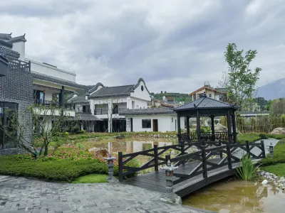 雲裡·鹿鳴 觀鳥島濕地公園附近的飯店