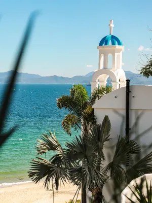 Hey Island•Peninsula Holiday 동강 종대 사령부 구지 주변 호텔