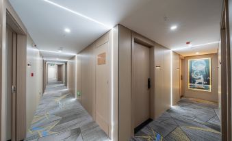 Xinhui Intelligent Hotel (Changhai Hospital)
