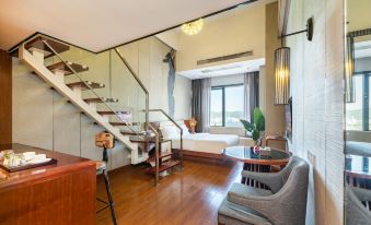 Lejia Light Luxury (Guangzhou South High-speed Railway Station)