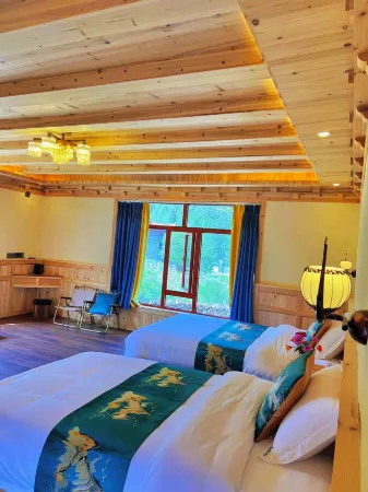 Kangding Lianhuahu Wangmu Homestay Отели рядом с достопримечательностью «Lotus Sea»