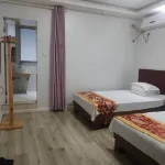Lingyang Inn Hotels near Xietiao Building