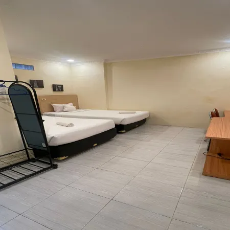 Perdana Kasih Hotel Pemuda Klaten Mitra RedDoorz