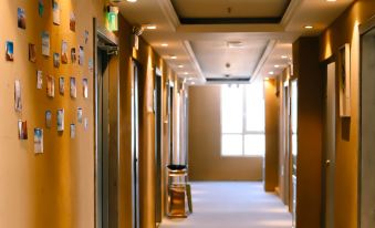 Nanwu Chushe · Xiaozhan (Xinhualian Square Branch)