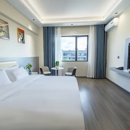Yuhui Hotel (Pu'er High-speed Railway Station)