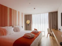 Lumen Hotel & the Lisbon Light Show Hotele w: Lizbona