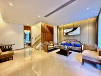 Longmen Nankunshan Jushi Honeymoon Private Tang Hot Spring Villa Hotels near Xiangxi Castle Tourist Resort