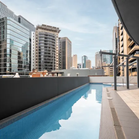 Oaks Brisbane on Felix Suites Отели рядом с достопримечательностью «Скалы Кангару-Пойнт»